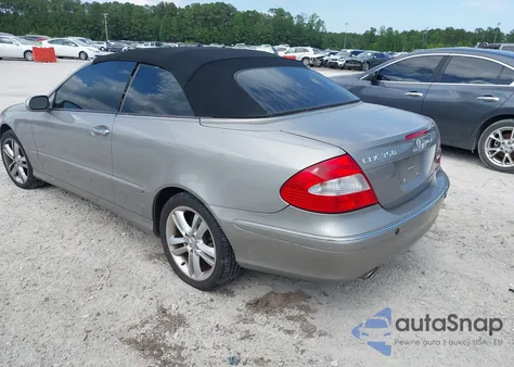 2007 Mercedes-Benz Clk 350 from USA, damaged, VIN WDBTK56FX7F220719
